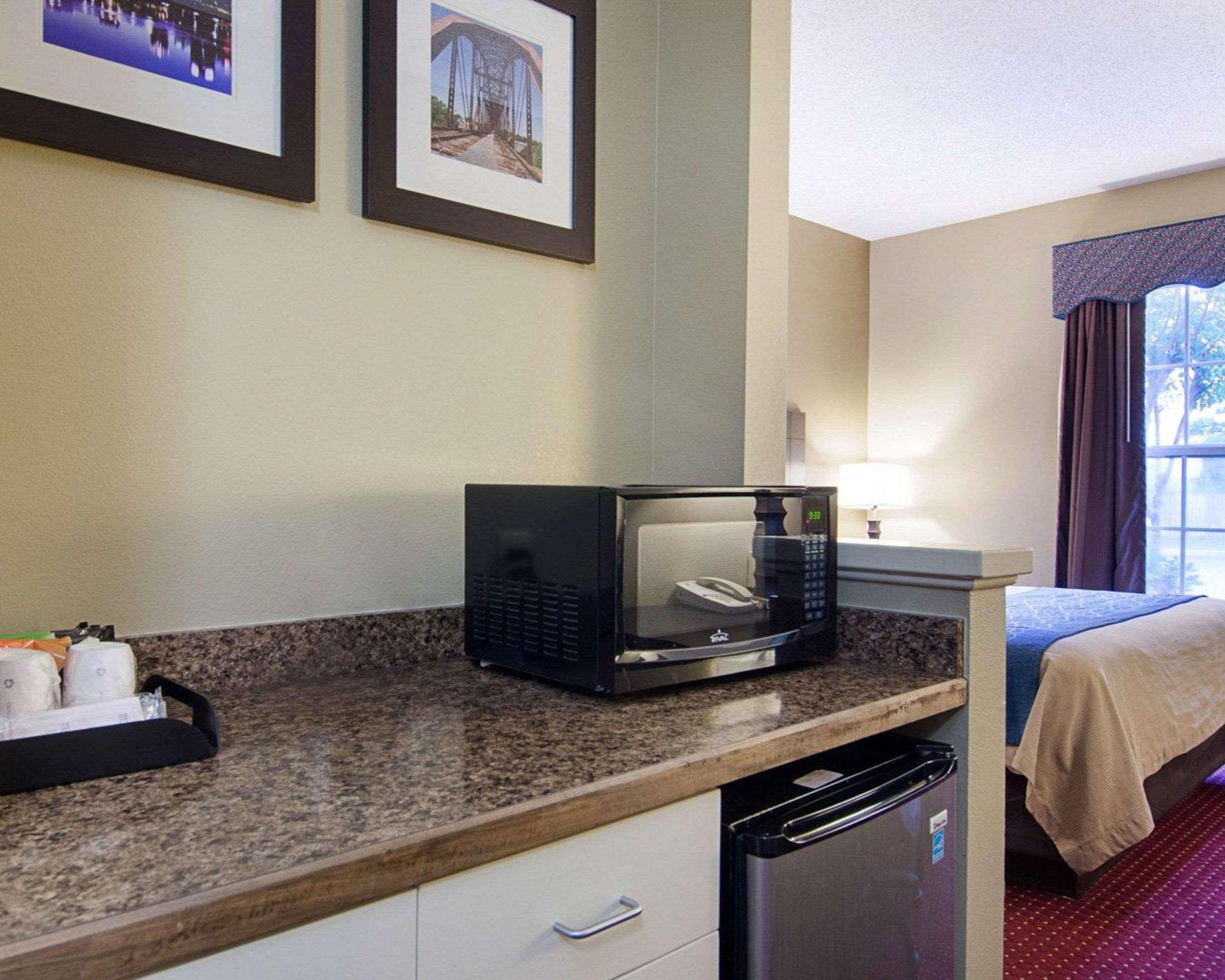 Quality Inn & Suites Little Rock West Exterior foto